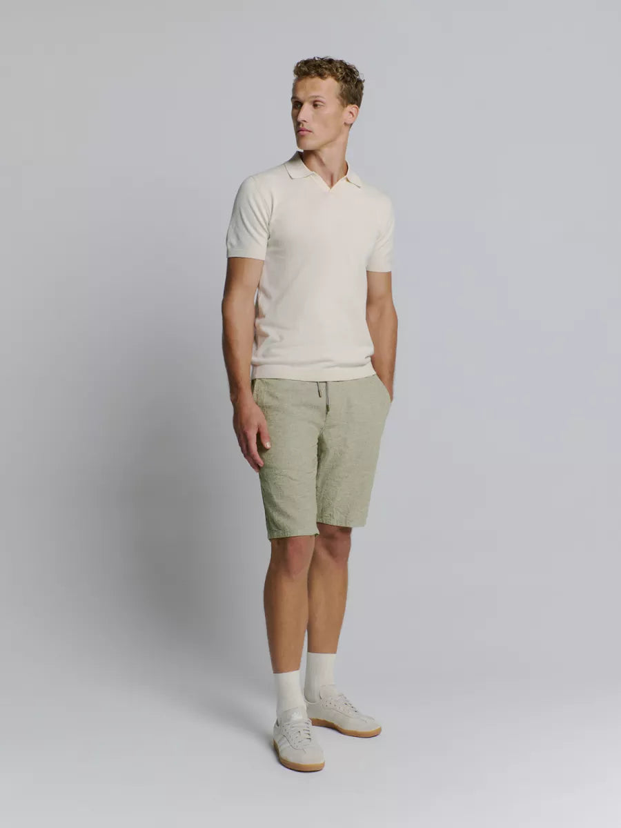 NO EXCESS short with linen melange
