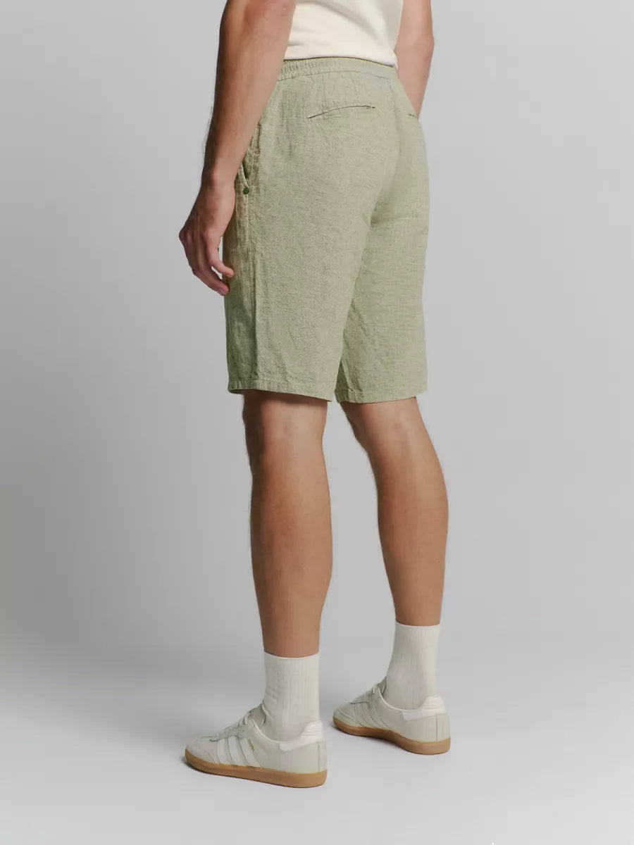 NO EXCESS short with linen melange