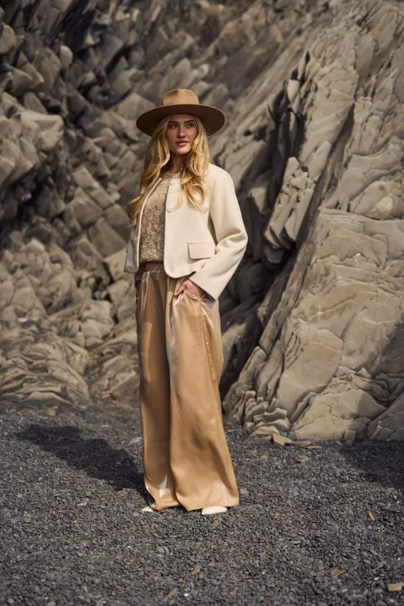 NUKUS Doorty Pants Shiny - Zand