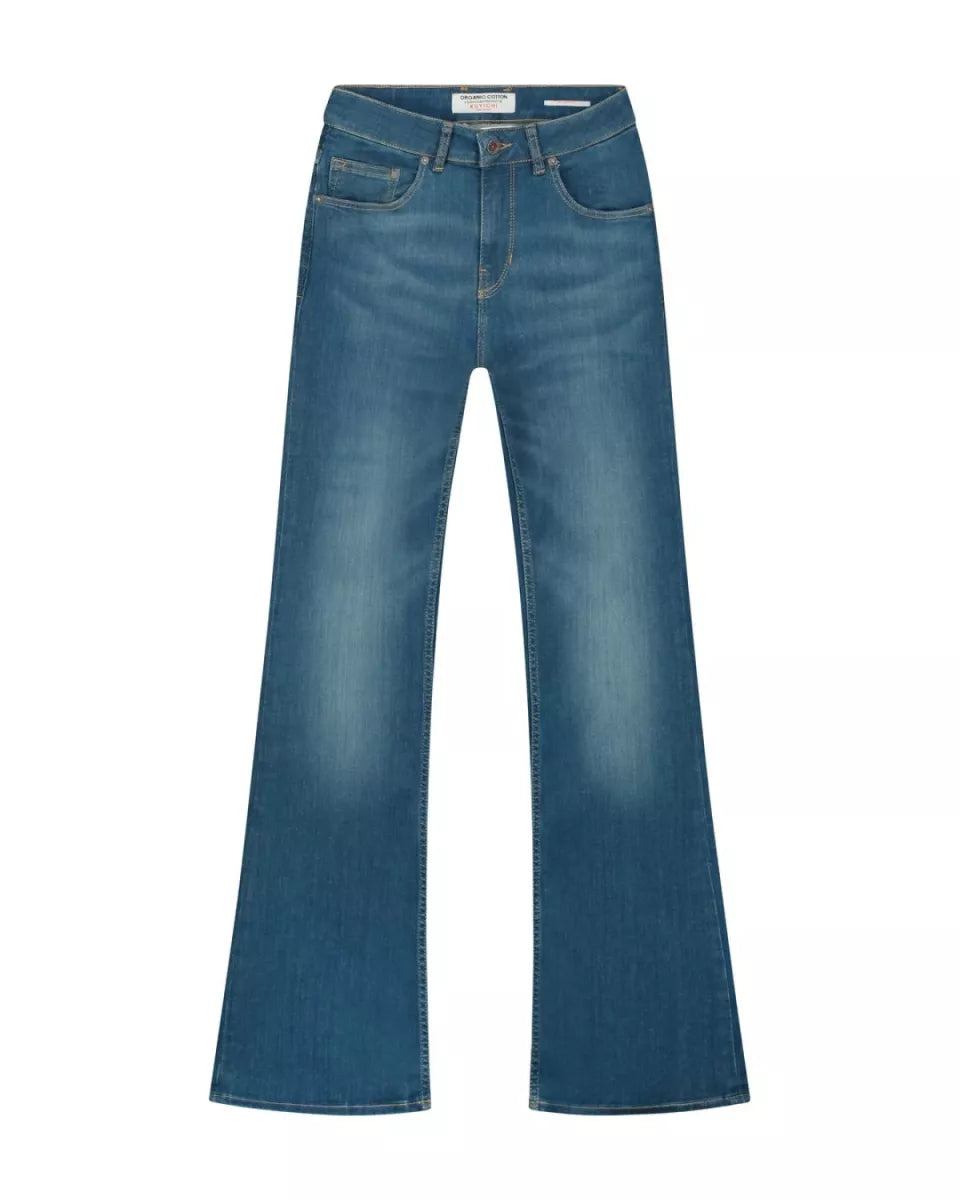 KUYICHI Amy - Essential Blue