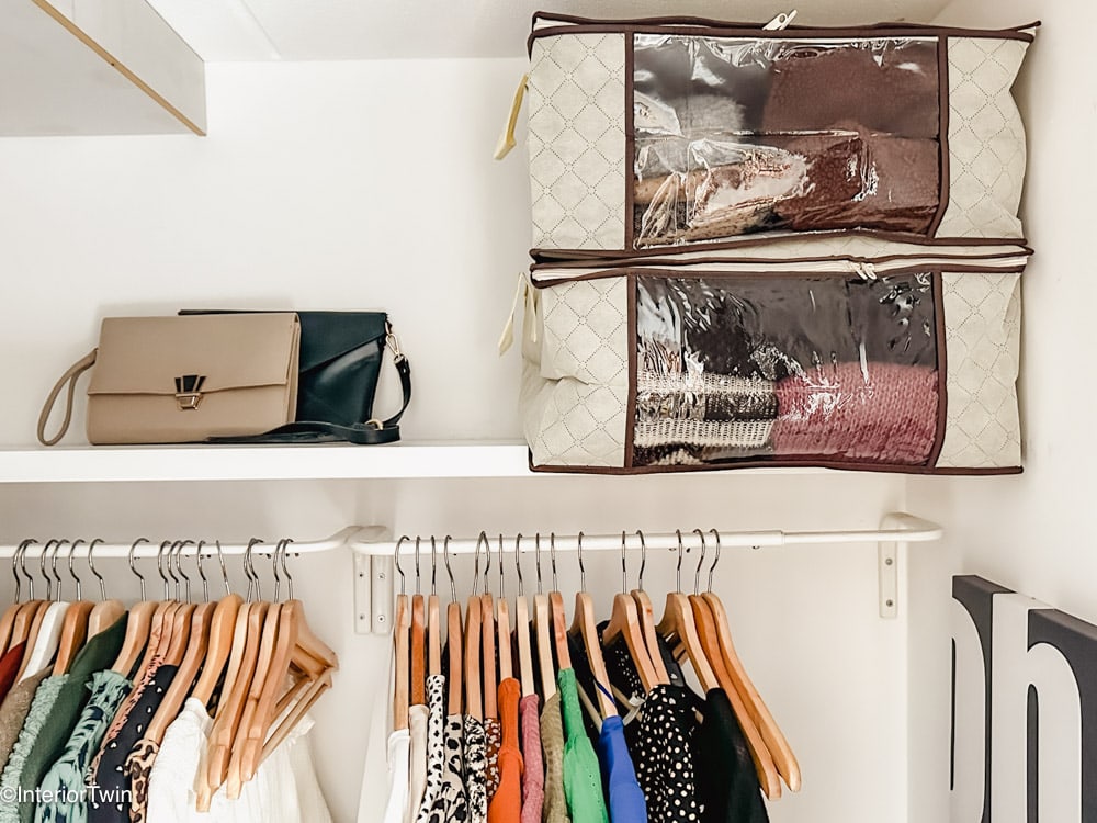 Zomerkleding opbergen: slimme tips voor een frisse en georganiseerde garderobe