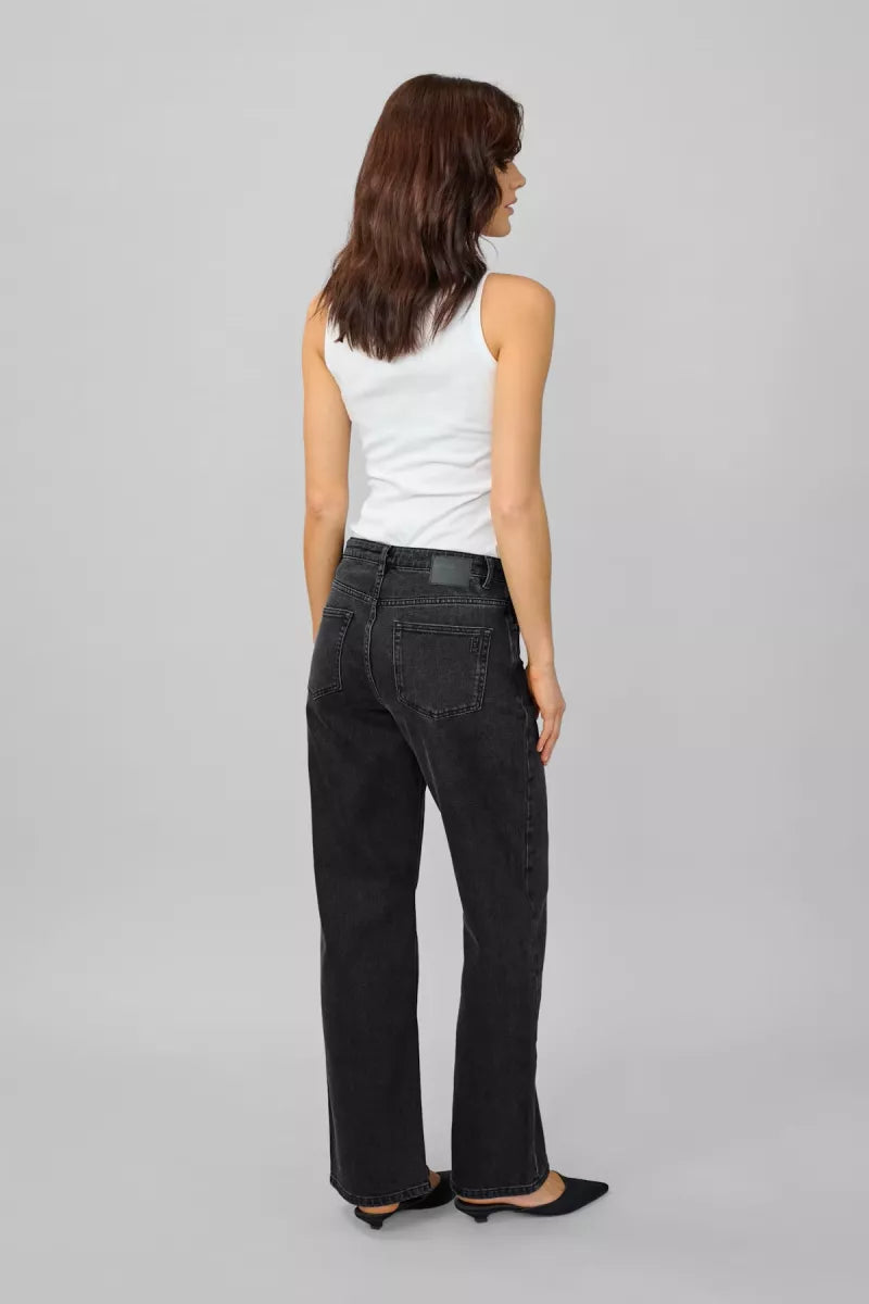 MY ESSENTIAL WARDROBE The Louis High Wide - Black Washed