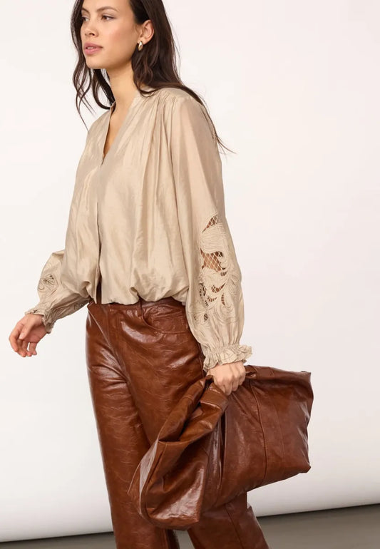 CO' COUTURE Delin Balloon Emb Shirt