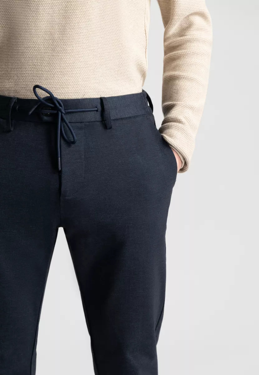 DSTREZZED Lancaster Pattern Sweat Tapered Jogger - Blue