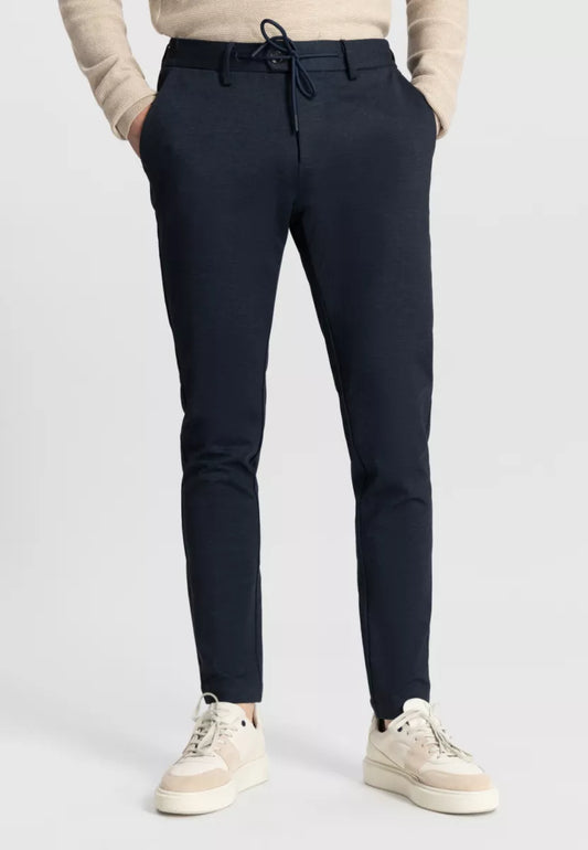 DSTREZZED Lancaster Pattern Sweat Tapered Jogger - Blue
