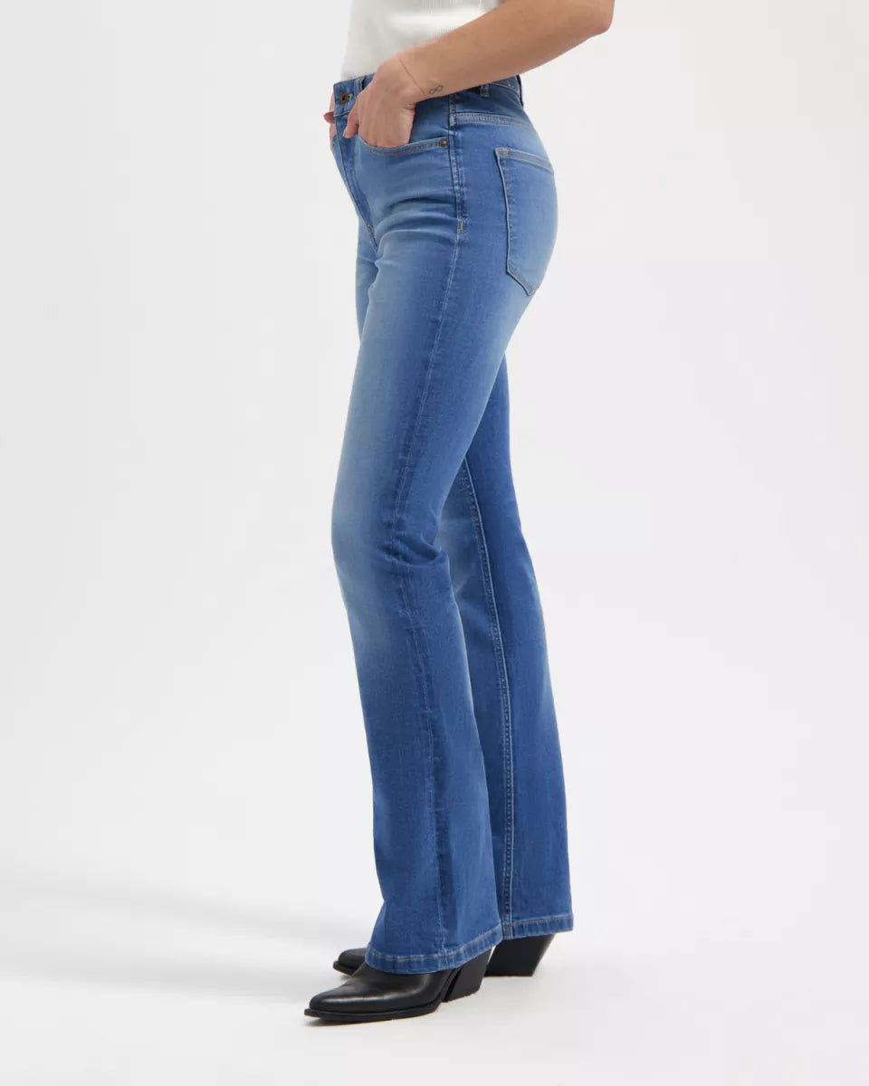 KUYICHI Zoé High Rise Bootcut - Standard Blue