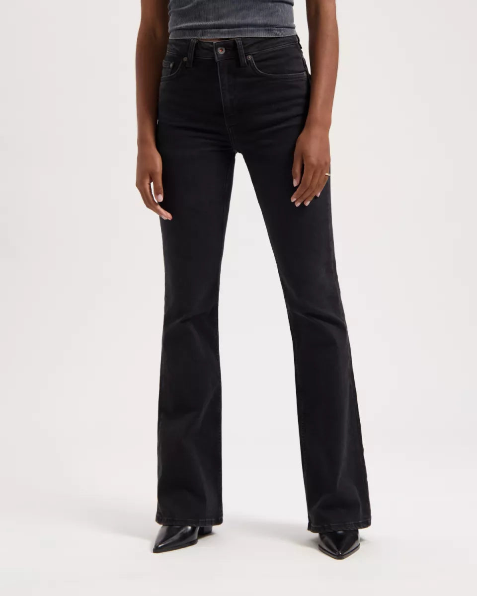 KUYICHI Lisette Flare - Worn In Black