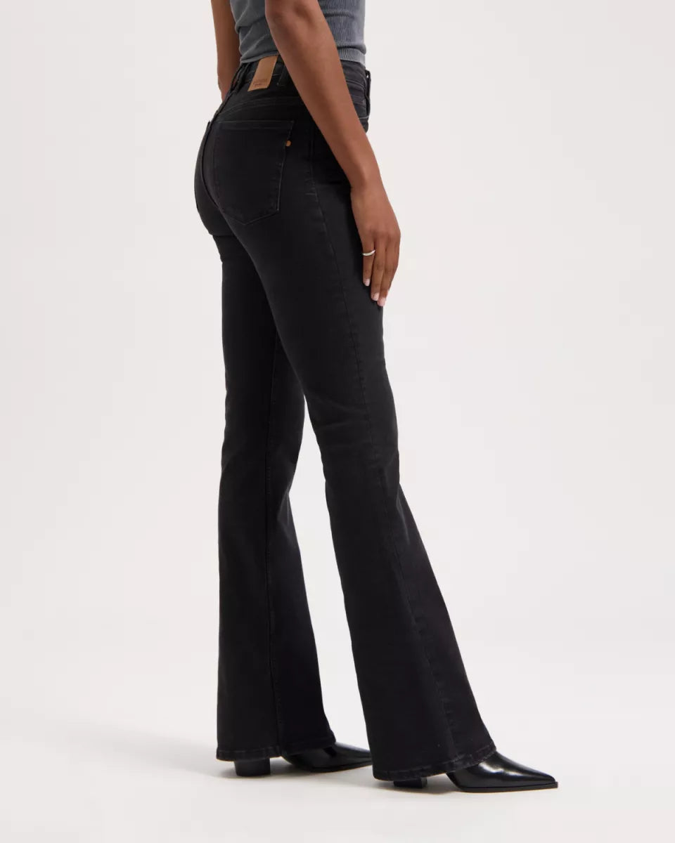 KUYICHI Lisette Flare - Worn In Black