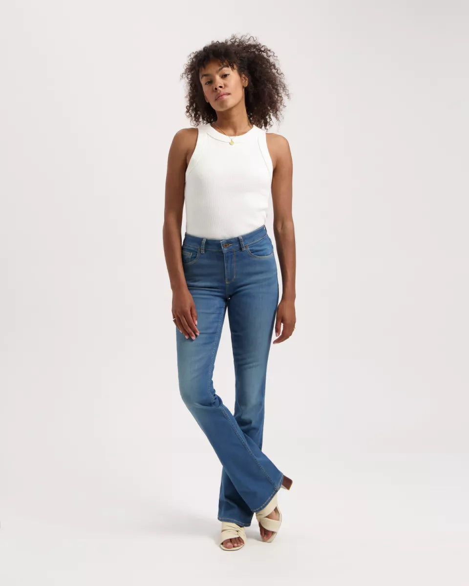 KUYICHI Amy Bootcut Essential - Medium Blue