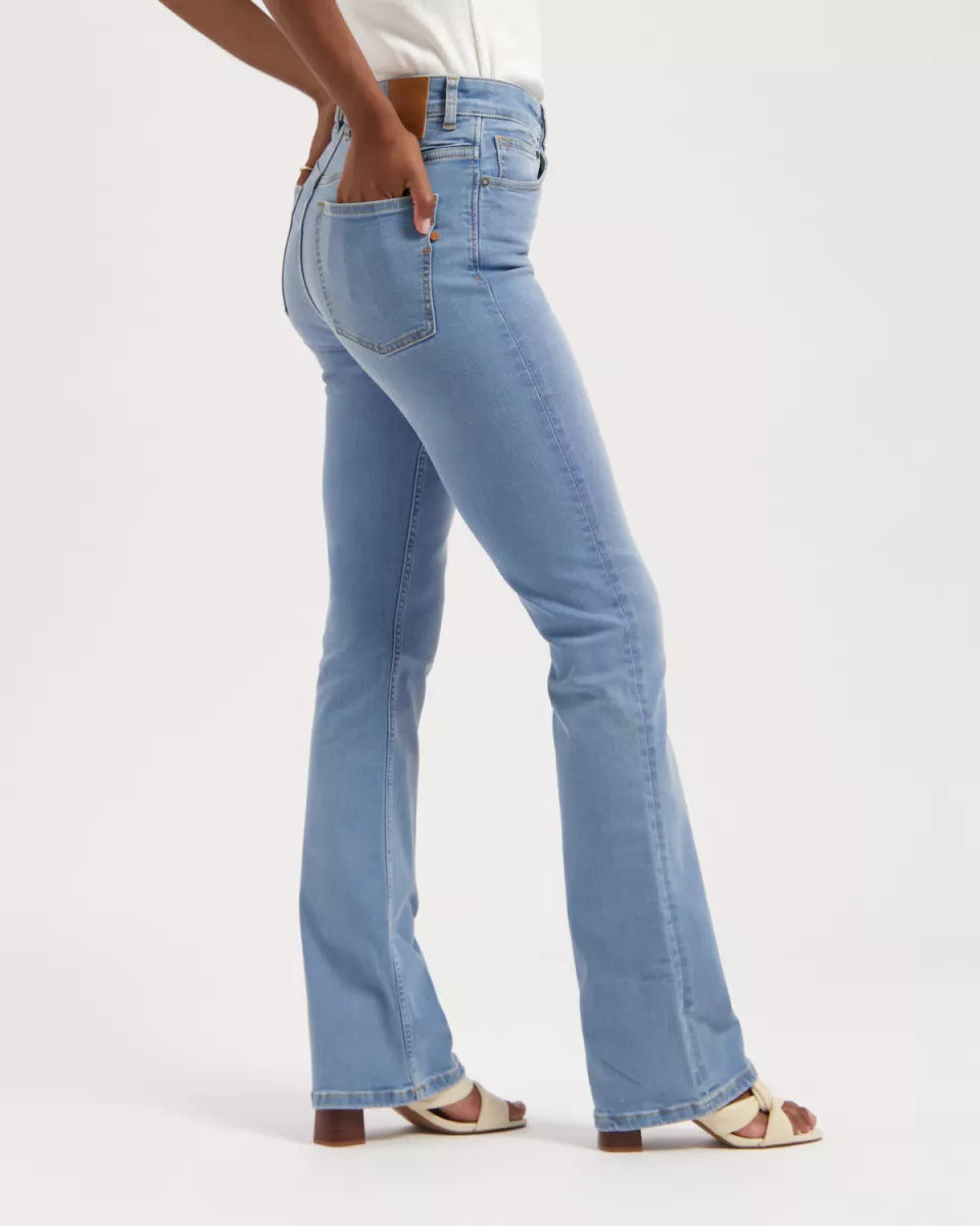 KUYICHI Zoe High Rise Bootcut - Lucky Vintage