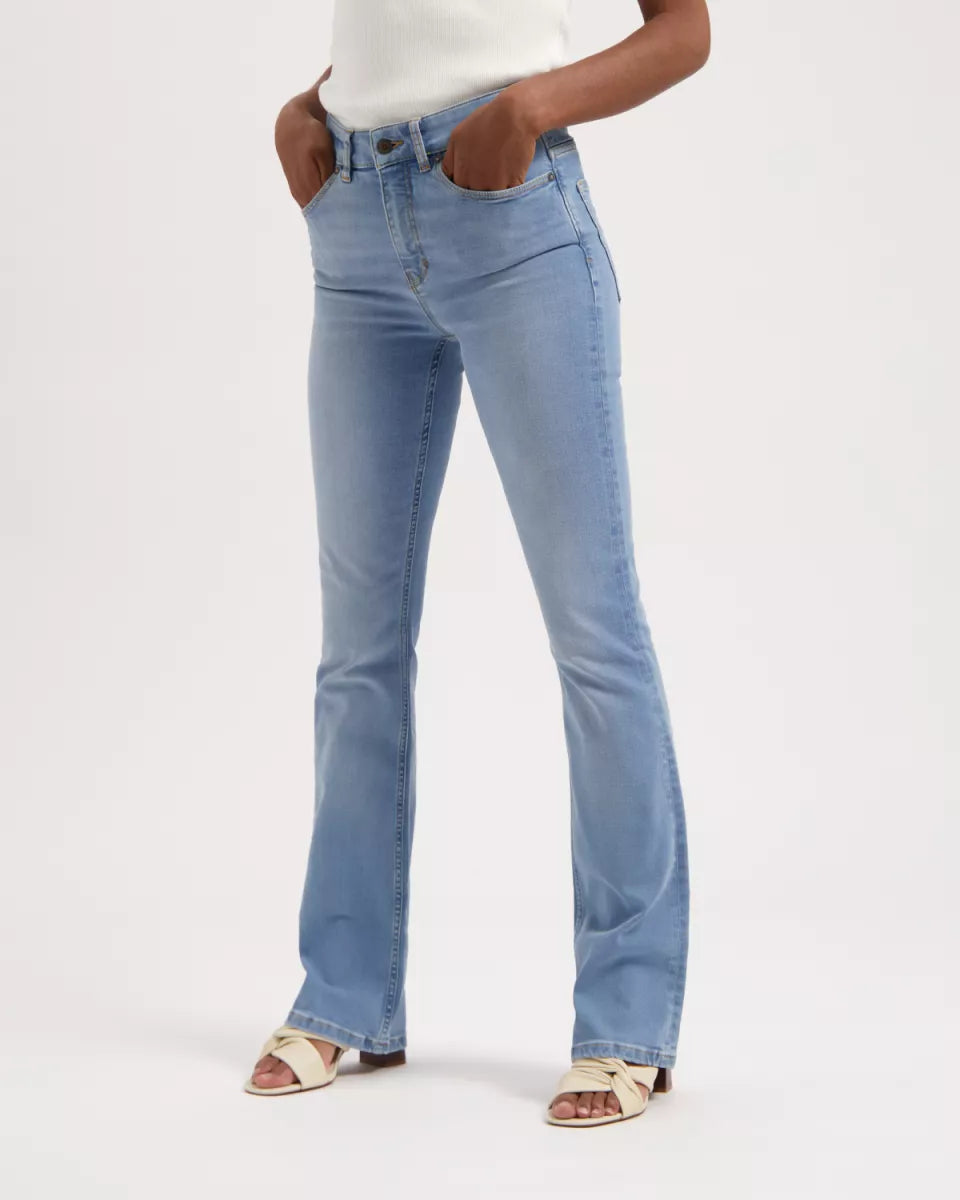 KUYICHI Zoe High Rise Bootcut - Lucky Vintage