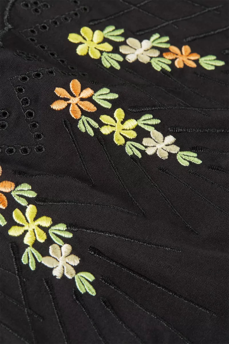KING LOUIE Detail Flower Blouse