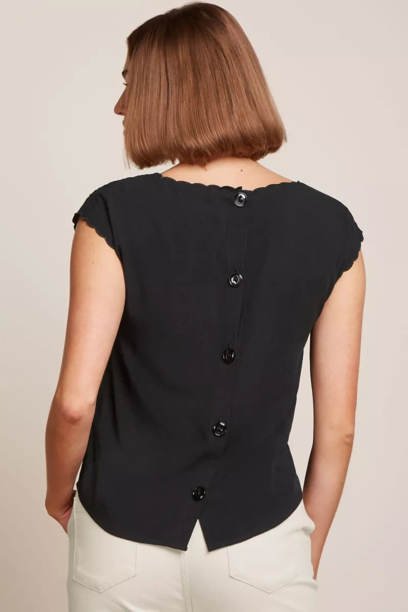 KING LOUIE Detail Flower Blouse