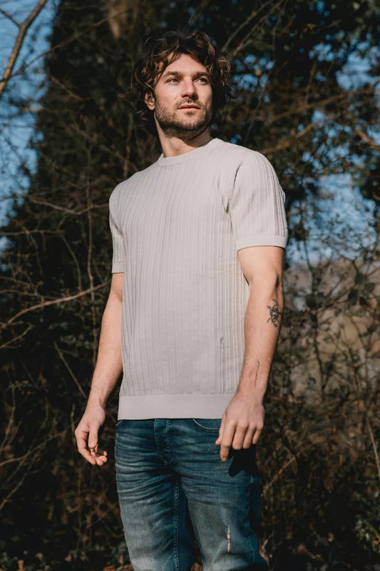 KULTIVATE Ts Vertical - Metal