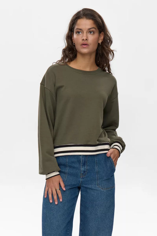 NUMPH Nutada Sweat - Grape Leaf