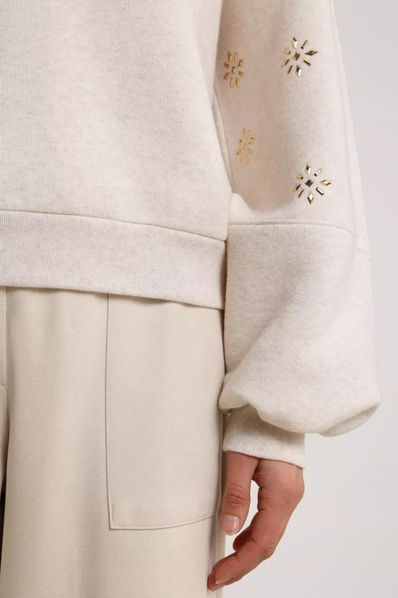 NUKUS Amadora Sweater Flowerstuds - Sand