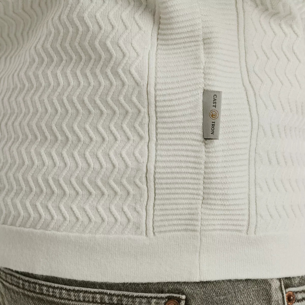 CAST IRON Half Zip Pullover - Off White