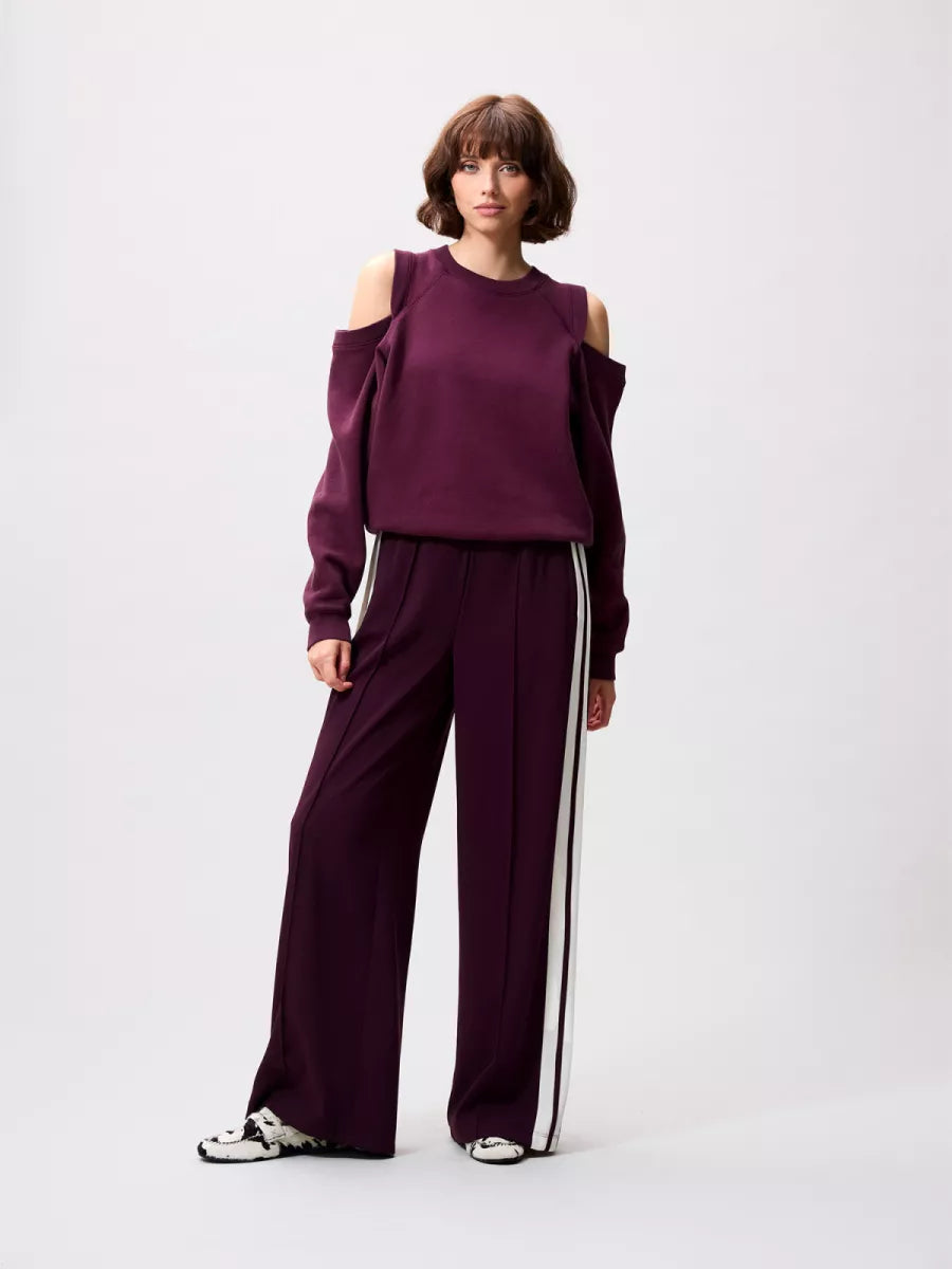 CATWALK JUNKIE Sweater With Cut Out - Wine