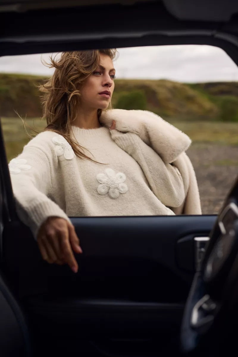 NUKUS Chiaca Pullover Flower - Off White
