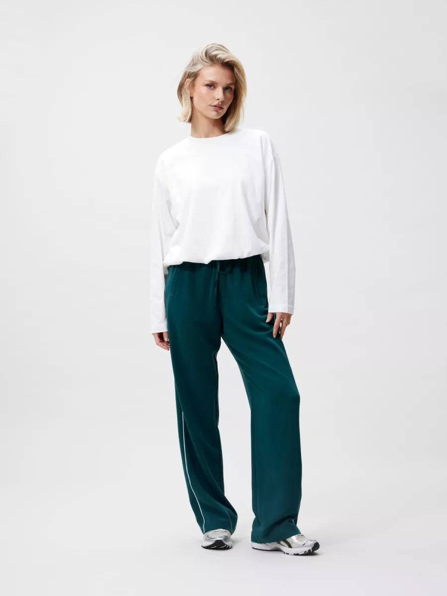 CATWALK JUNKIE Tuck In Long Sleeve