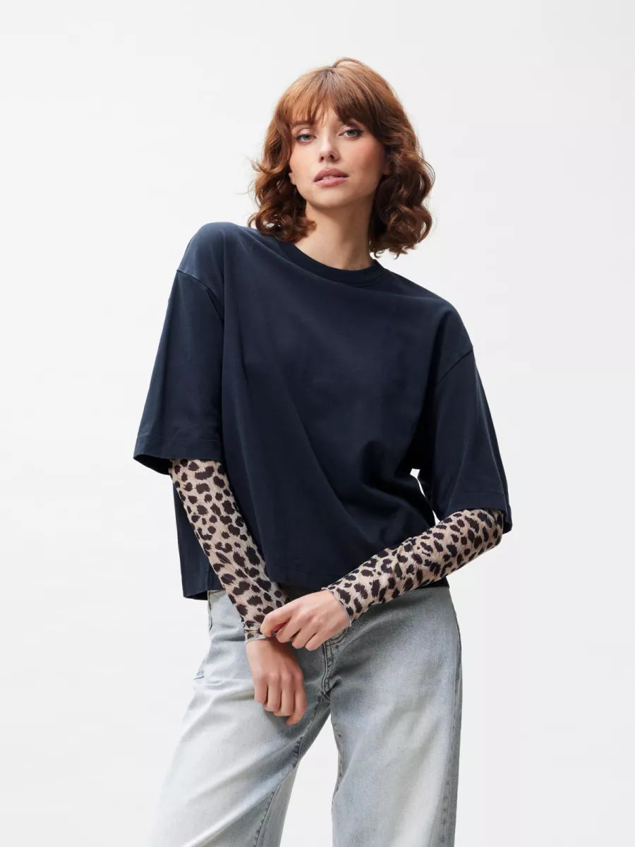 CATWALK JUNKIE Loose Fit T-Shirt Mesh Sleeves