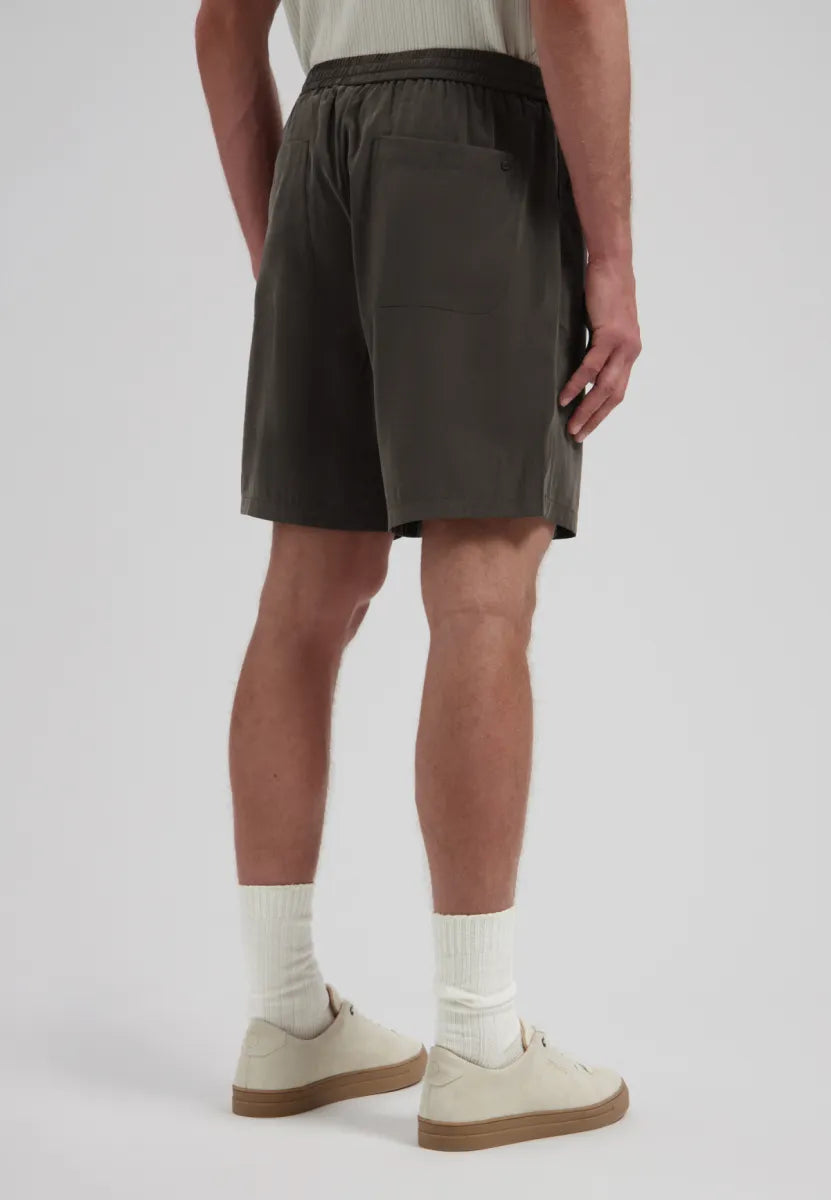 DSTREZZED Logan Easy Short
