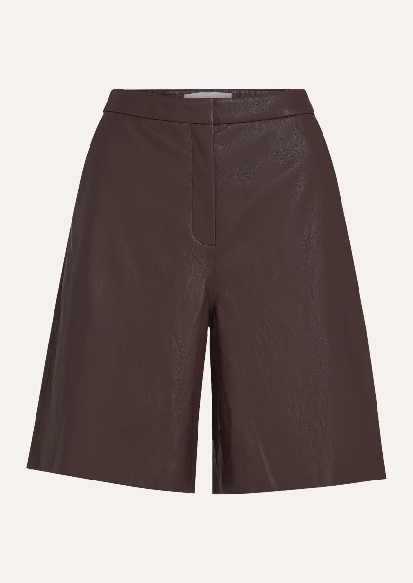 CIRCLE of TRUST Phebe Short