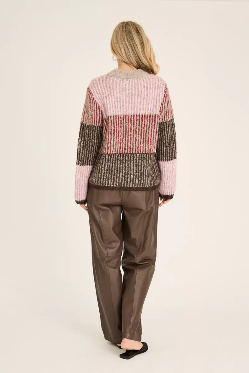 A VIEUW Aliana Knit Pullover - Rose/Red