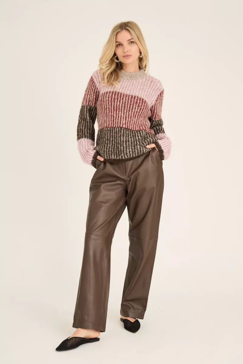 A VIEUW Aliana Knit Pullover - Rose/Red