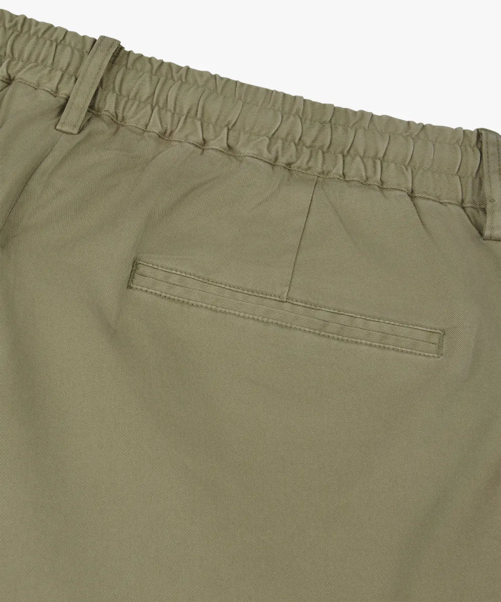 PROFUOMO Garment Dye Shorts - Mid Green