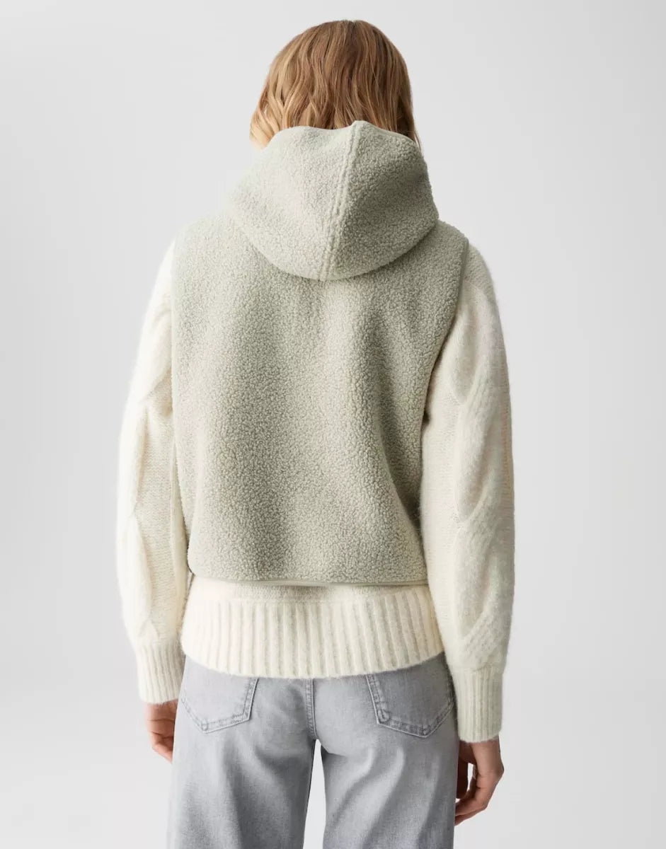 OPUS Akapu Cape - Soft Matcha