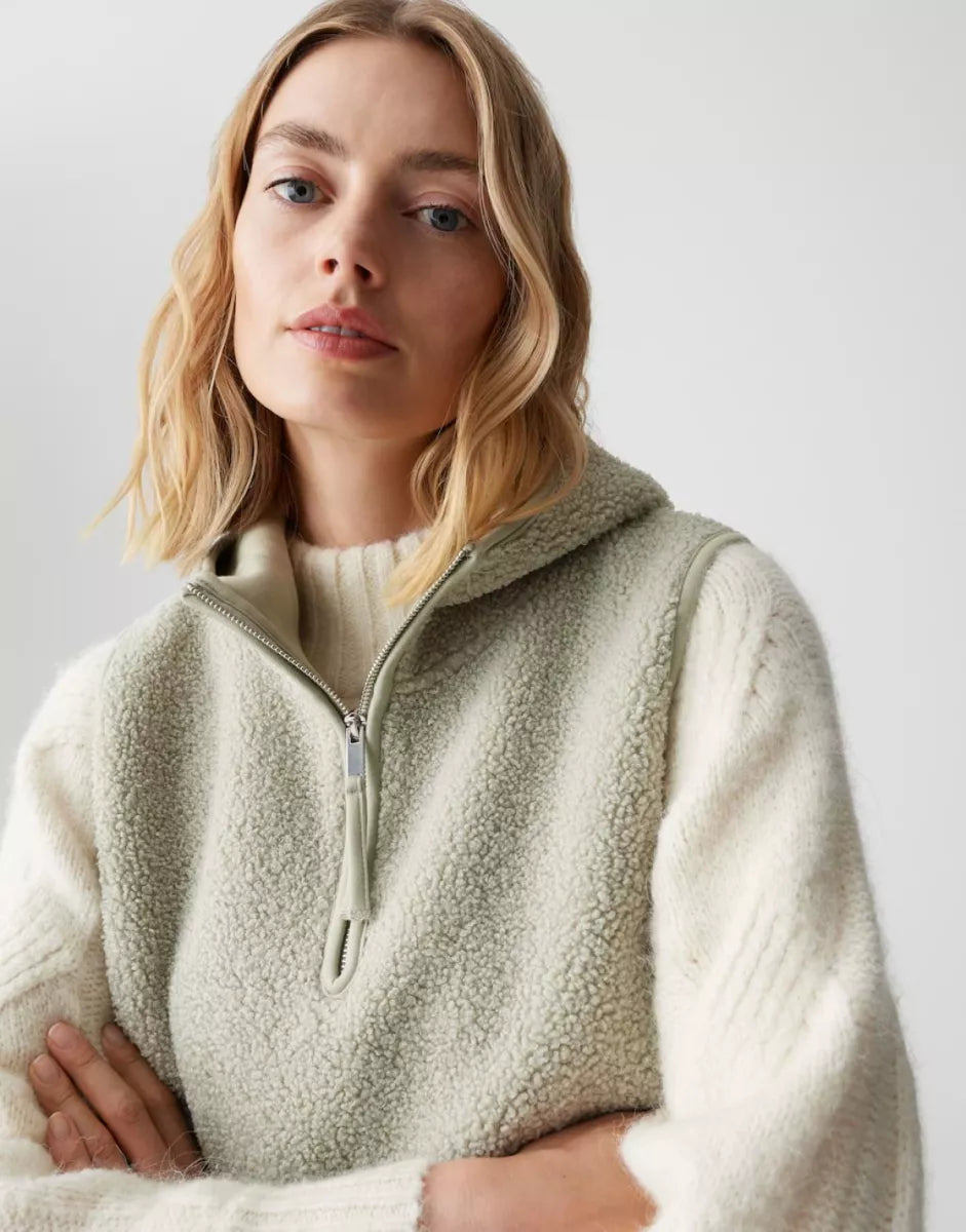 OPUS Akapu Cape - Soft Matcha