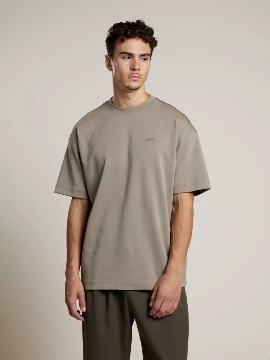 AEDEN AEDEN Raphael Tee - GROEN