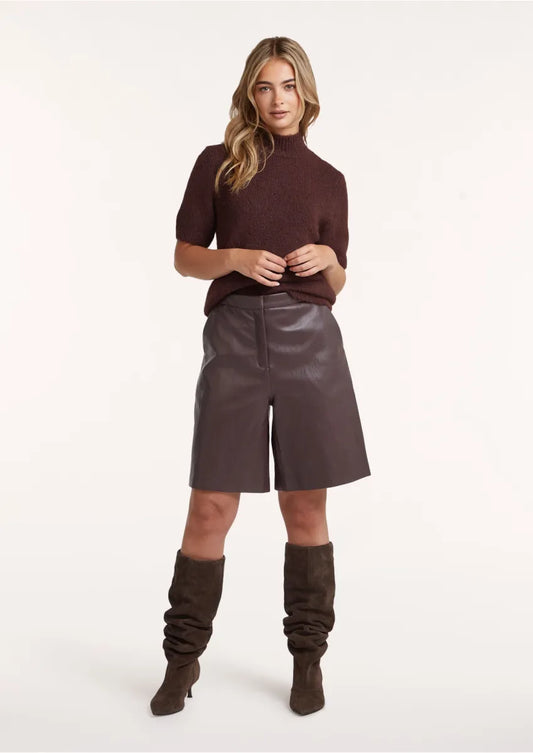 CIRCLE of TRUST Phebe Short