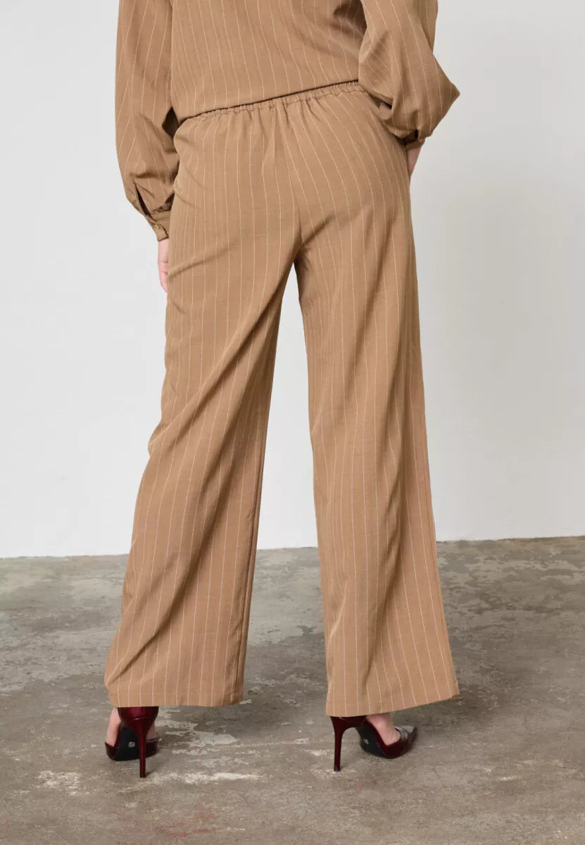 SISTERS POINT Verina Pants